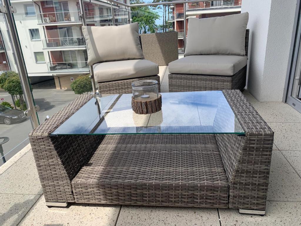 Apartament Nadmorski Z Basenem Klifowa Ревал Екстериор снимка